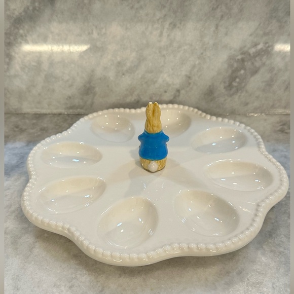 Beatrix Potter Peter Rabbit Porcelain Easter Round Egg Tray / Plate /Holder - Picture 2 of 9